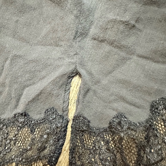 Vintage Victoria Secret Black Silk Cami with lace details from 2002 - Picture 6 of 6